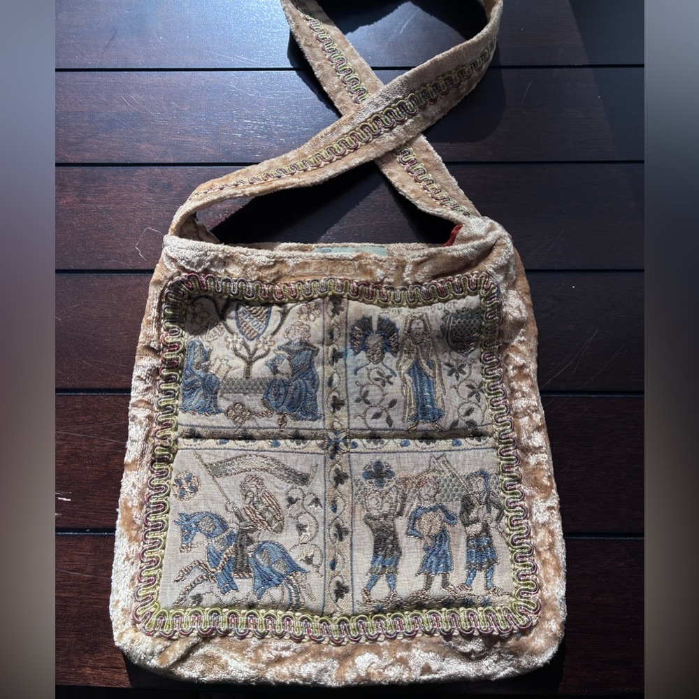 Vintage Tan and Blue Tapestry Shoulder Bag with Strap - Picture 4 of 11